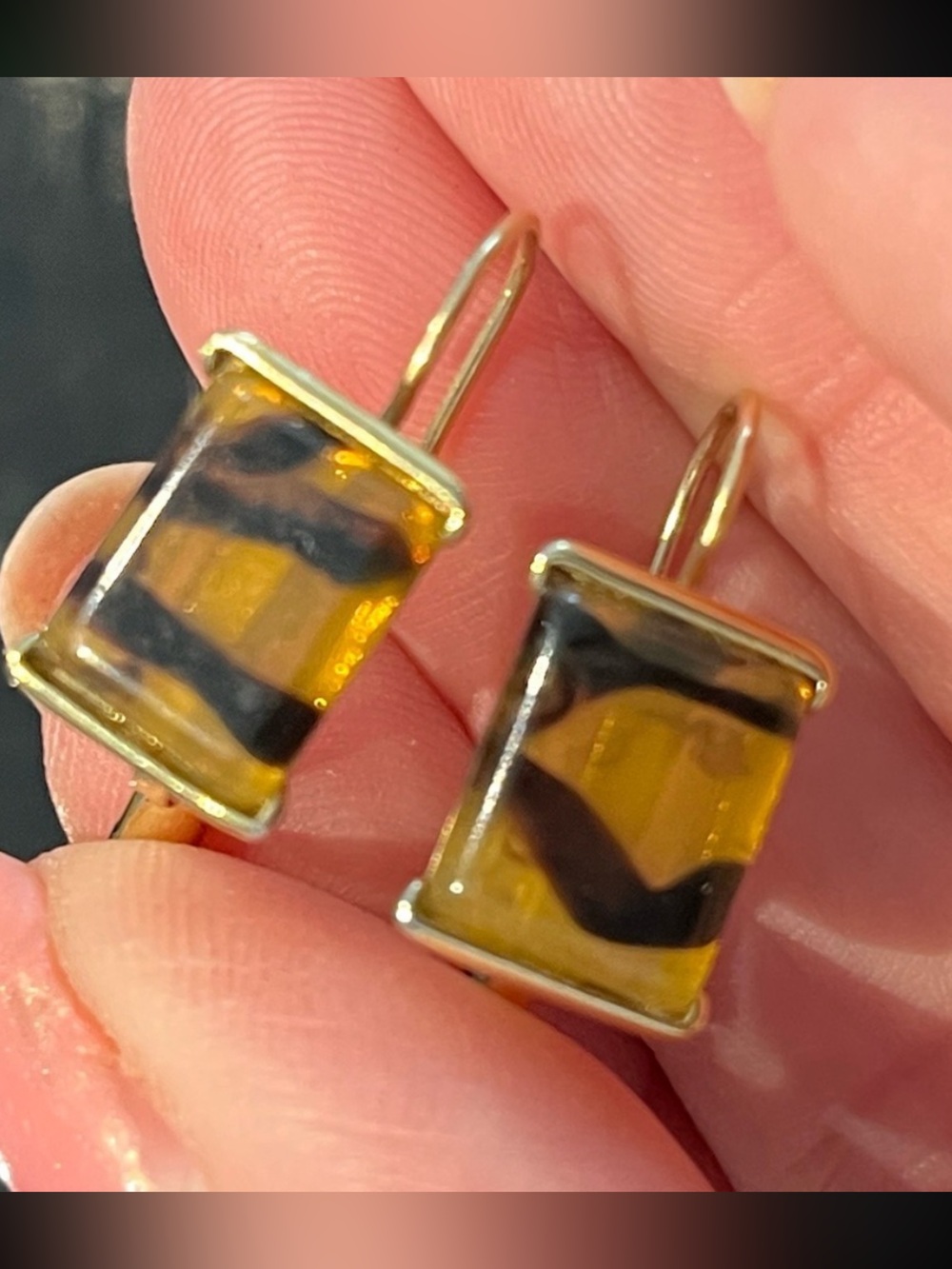 Vintage MONET 925 Brown Swirl Glass Clip-On Earrings – 1990s Tiger Eye